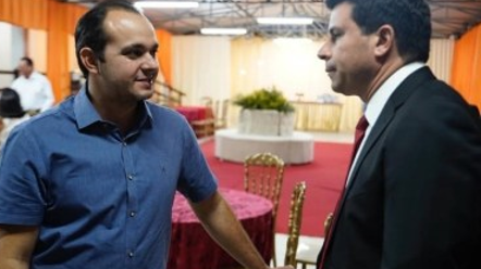 BOATOS AFIRMAM QUE BRENO ARAUJO ESTÁ DEIXANDO O PSB E SE FILIANDO AO PT