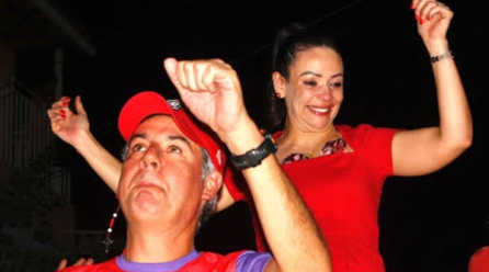 MARCIA EM SAIA JUSTA; FERNANDO MONTEIRO DECLAROU APOIO A RAQUEL LYRA