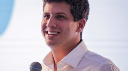 ADITIVOS MILIONÁRIOS TRAVAM OBRA E PÕEM GESTÃO JOÃO CAMPOS NA MIRA DO MP