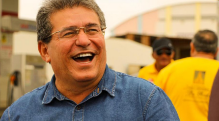 LUCIANO DUQUE SOBRE BRENO: ‘ELE FALA?’