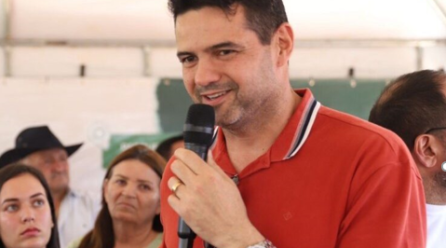 MÁRCIA NOMEIA WALDIR TENÓRIO SECRETÁRIO MUNICIPAL PARA COMPENSAR CASSAÇÃO DE JULIANA DA CÂMARA DE VEREADORES