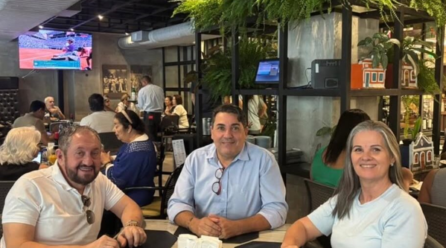 PUBLICAÇÃO DE EX-MARQUETEIRO DE MÁRCIA ACENDE POSSIBILIDADE DE CARLOS EVANDRO NA CAMPANHA PARA PREFEITO DE 2028